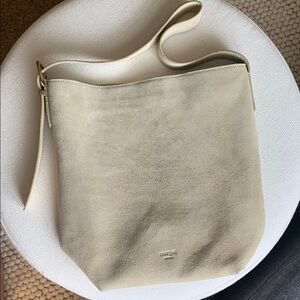 Margot New York beige tote/bucket bag